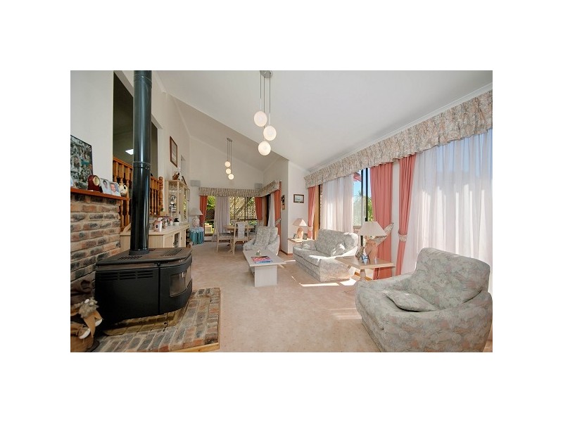 46 Griffin Parade, Illawong NSW 2234