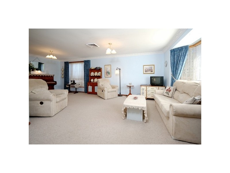 3 Llanberis Drive, Menai NSW 2234