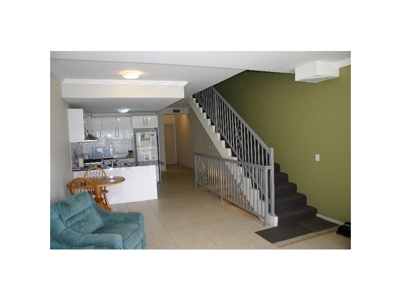 6/54 Osprey Drive, Illawong NSW 2234