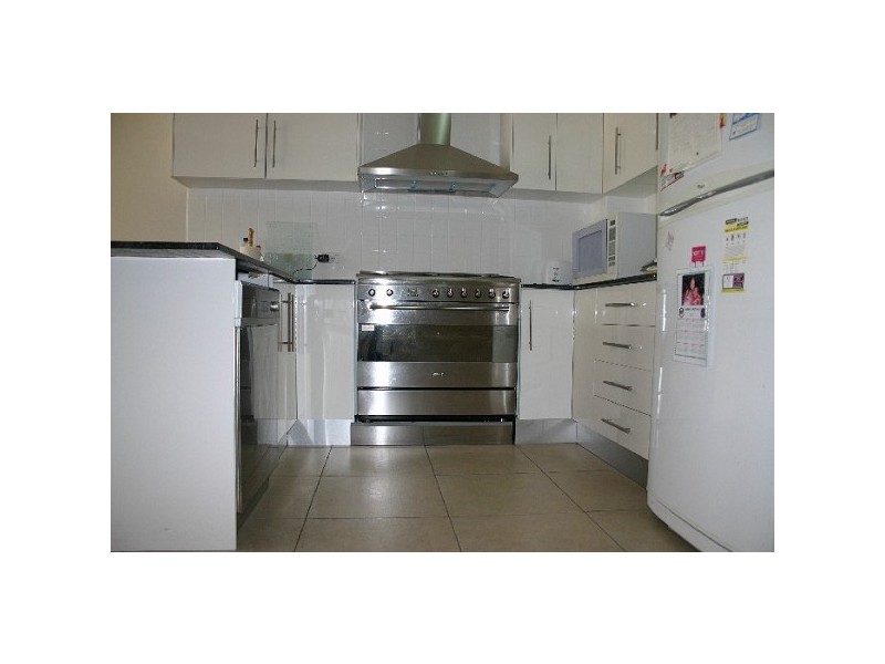 6/54 Osprey Drive, Illawong NSW 2234