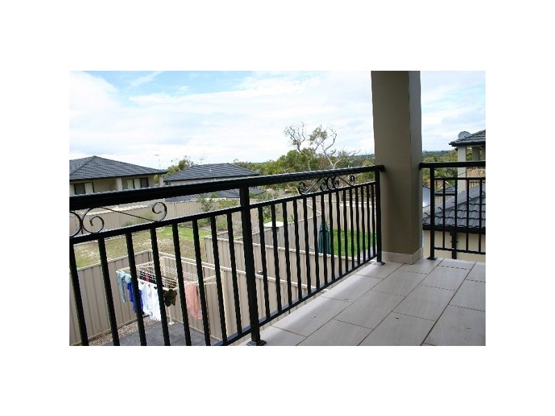 6/54 Osprey Drive, Illawong NSW 2234