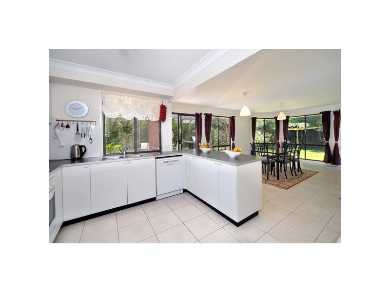 11 Silverleaf Row, Menai NSW 2234