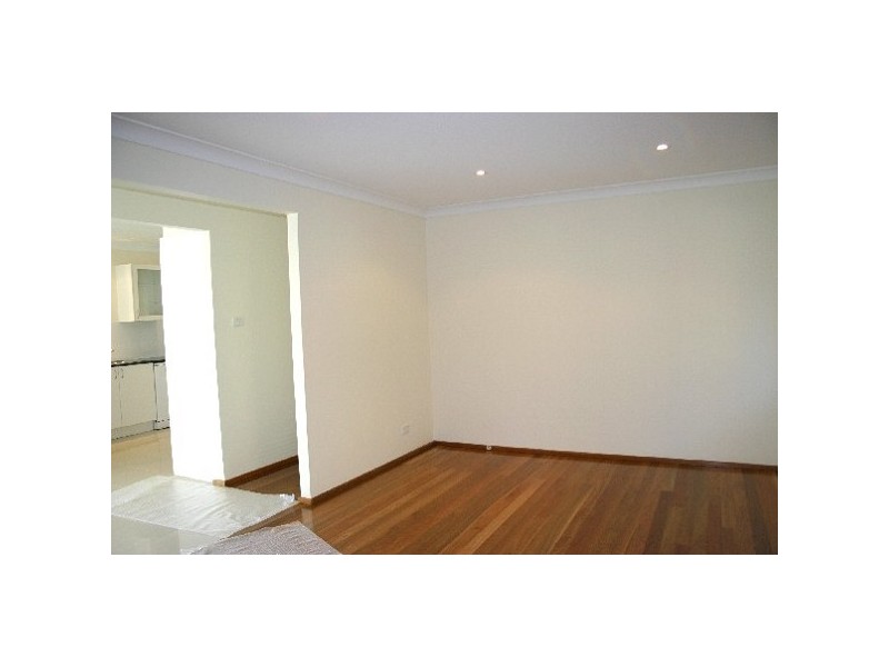 6 Devlin Place, Menai NSW 2234