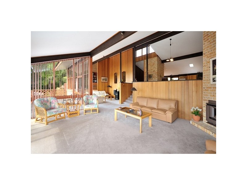 109 Bignell Street, Illawong NSW 2234