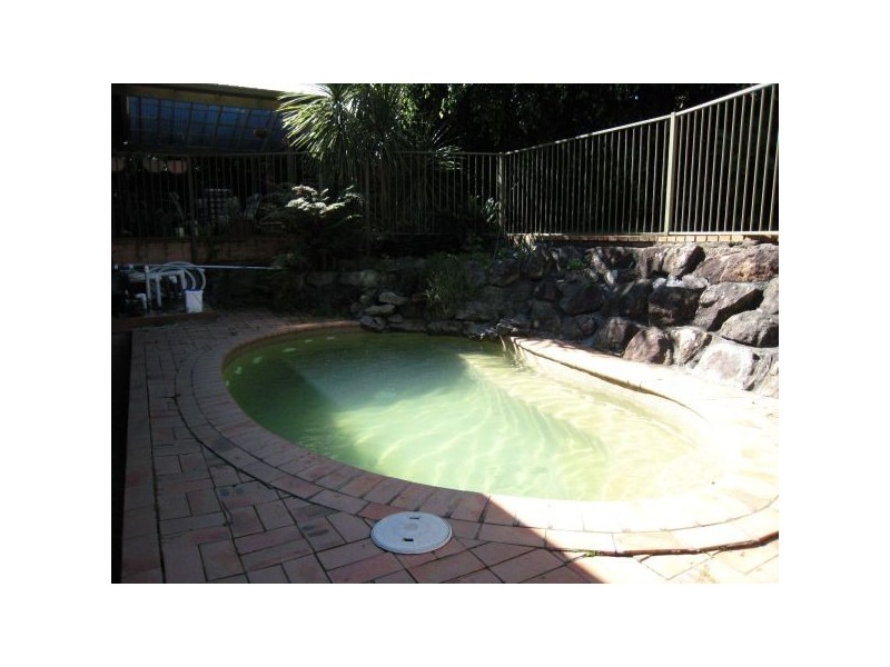 24 Hall Drive, Menai NSW 2234