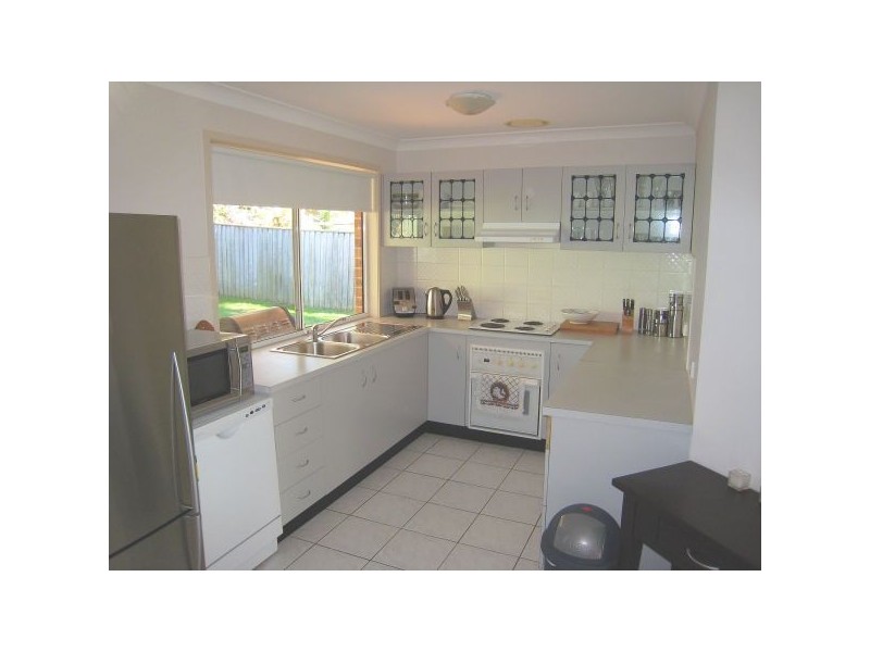 16 Allison Crescent, Menai NSW 2234