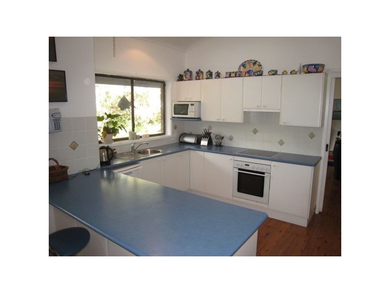 30 Jervis Drive, Illawong NSW 2234