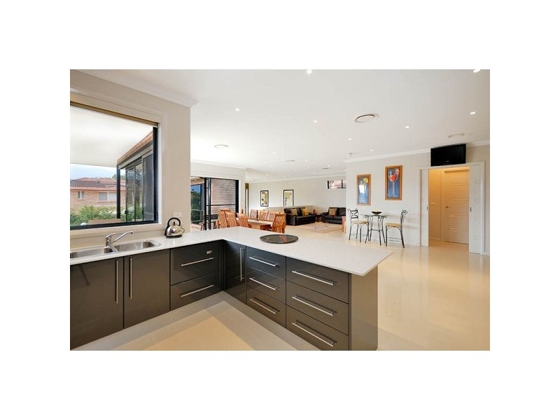 5 Colwyn Close, Menai NSW 2234