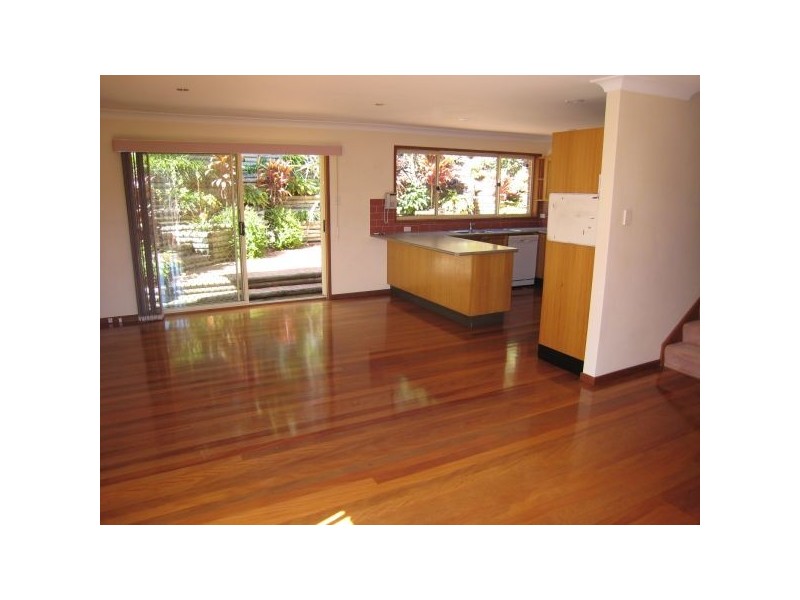 27 Burley Close, Illawong NSW 2234