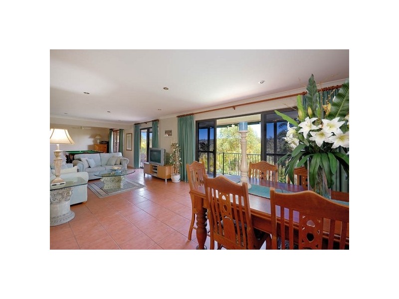 35 Barnes Crescent, Menai NSW 2234