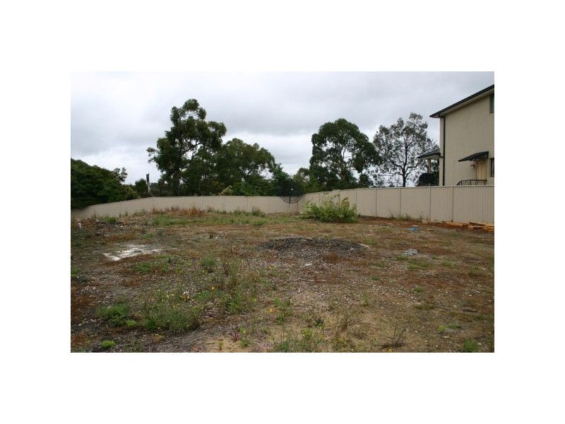 18 Wilbung Road, Illawong NSW 2234