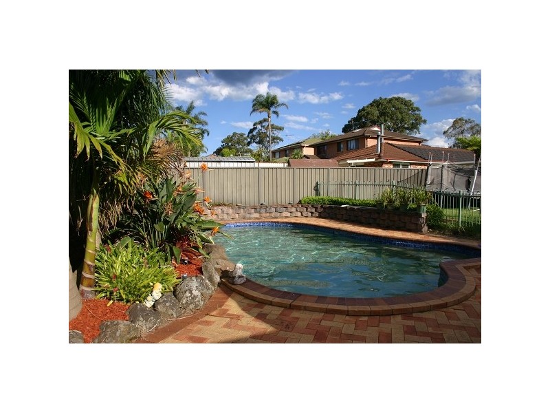 3 Boyd Place, Barden Ridge NSW 2234