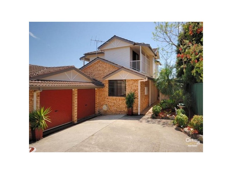 35 Barnes Crescent, Menai NSW 2234