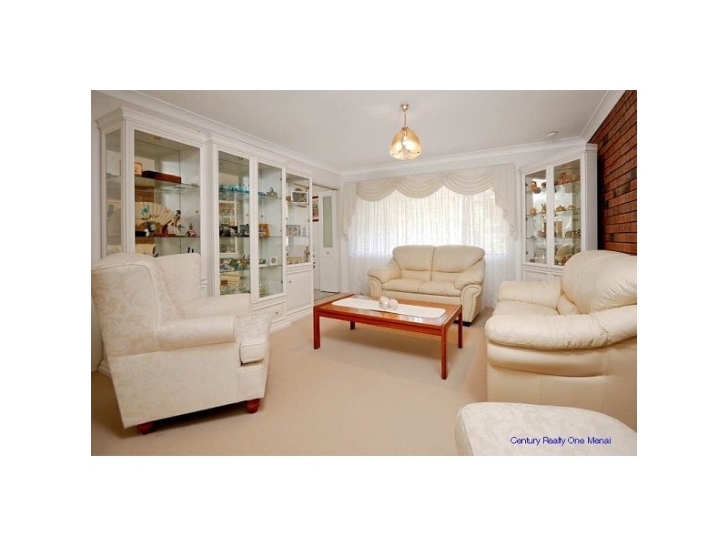 2 McCabe Place, Menai NSW 2234