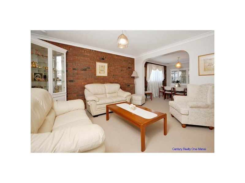 2 McCabe Place, Menai NSW 2234