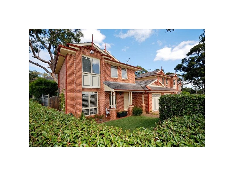 6a Bassett Place, Menai NSW 2234
