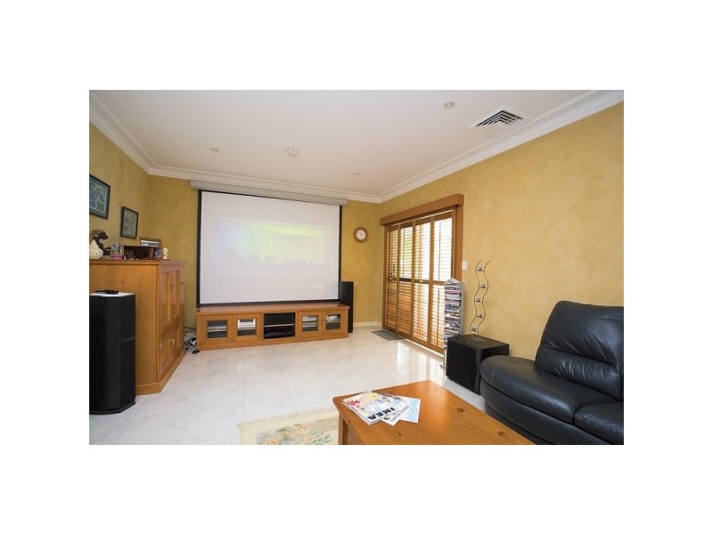 52 Coachwood Crescent, Alfords Point NSW 2234