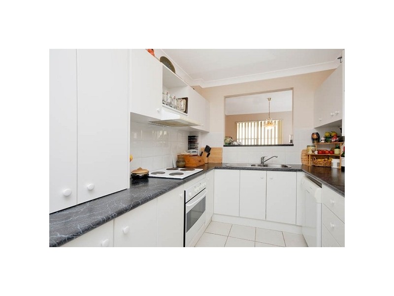 2/27 Bluegum Way, Menai NSW 2234