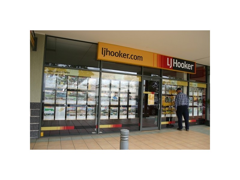 Shp1,62 -70 Menai Metro,  Allison Cres, Menai NSW 2234