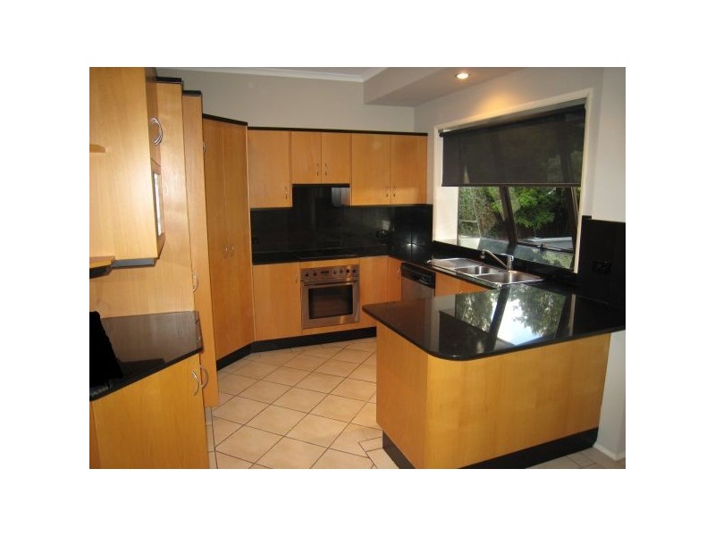 10 Brushwood Drive, Alfords Point NSW 2234