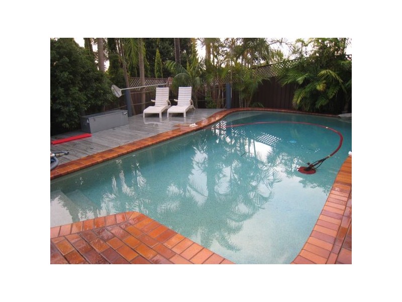 10 Brushwood Drive, Alfords Point NSW 2234