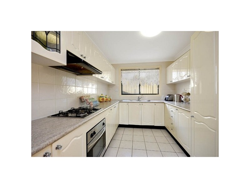 2/1-3 Bataan Close, Illawong NSW 2234