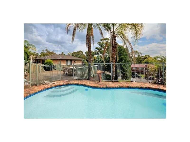 6 MCCabe Place, Menai NSW 2234