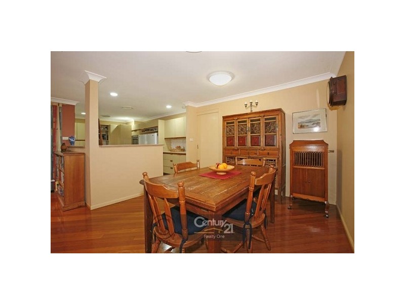 8 Harvey Pl, Menai NSW 2234