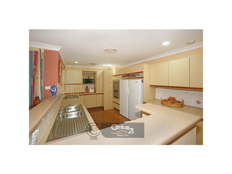 8 Harvey Pl, Menai NSW 2234