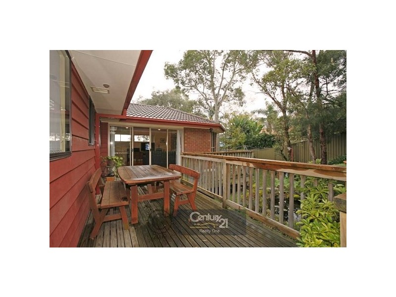 8 Harvey Pl, Menai NSW 2234