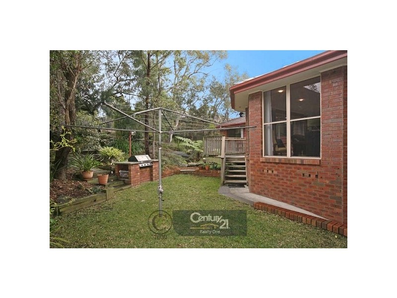 8 Harvey Pl, Menai NSW 2234