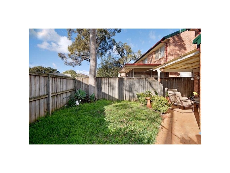 11/11 Owen Jones Row, Menai NSW 2234