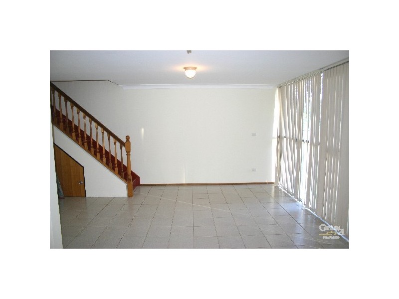 6 Devlin Place, Menai NSW 2234