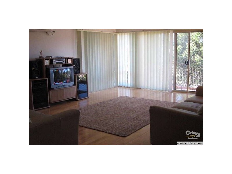 8 Parkwood Drive, Menai NSW 2234