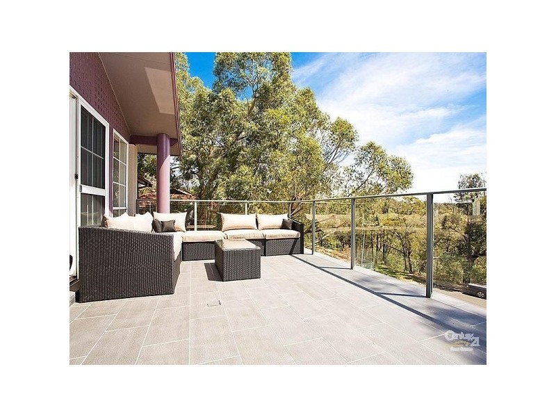 12 Kippax Place, Menai NSW 2234