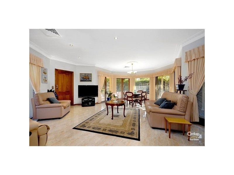 6 The Woods Circuit, Menai NSW 2234