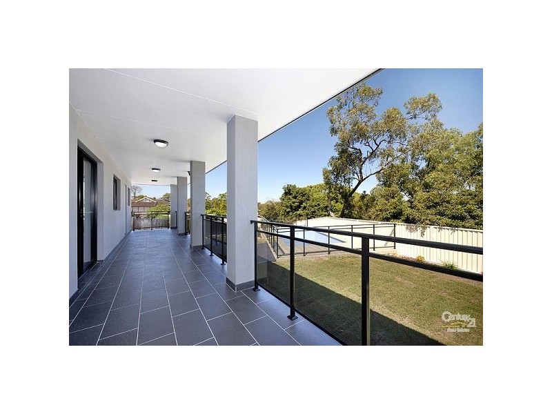 18 Wilbung Road, Illawong NSW 2234