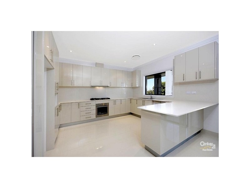 18 Wilbung Road, Illawong NSW 2234