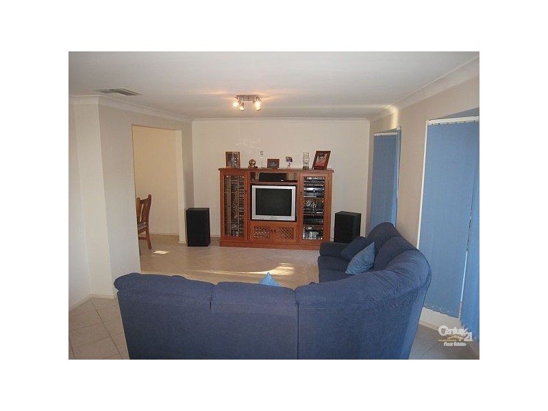 45 Jervis Drive, Illawong NSW 2234