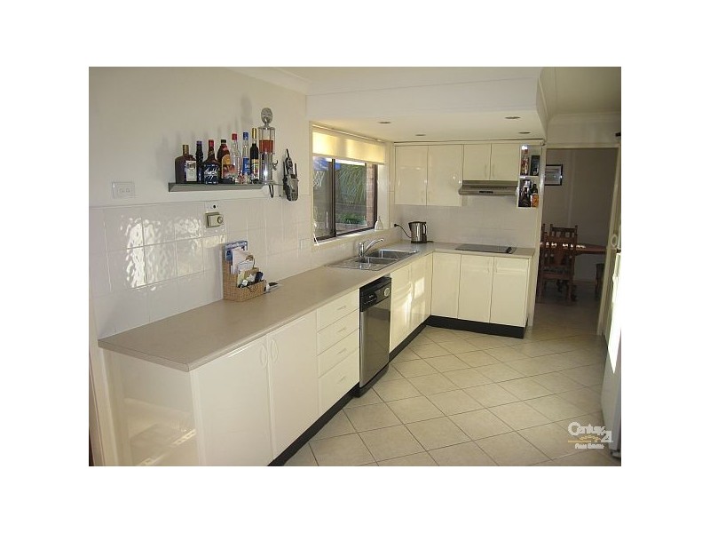 45 Jervis Drive, Illawong NSW 2234