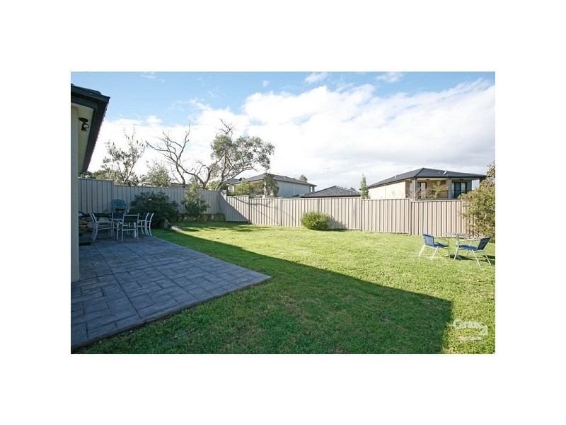 10/54 Osprey Dr, Illawong NSW 2234