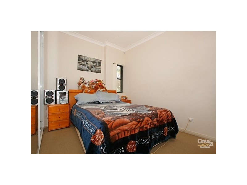 10/54 Osprey Dr, Illawong NSW 2234