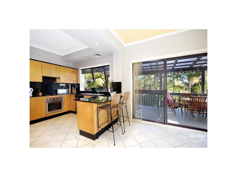 10 Brushwood Drive, Alfords Point NSW 2234