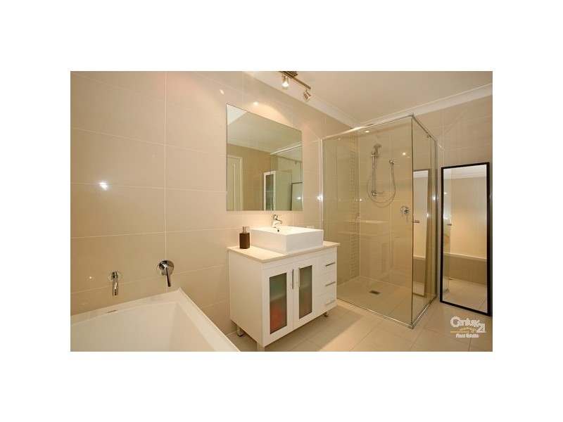 20 Jervis Drive, Illawong NSW 2234