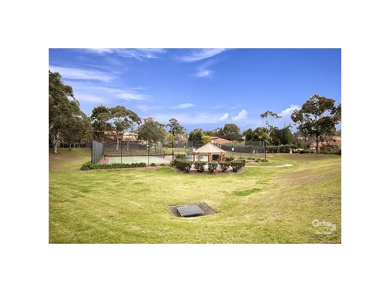 9 Hilloak Way, Menai NSW 2234