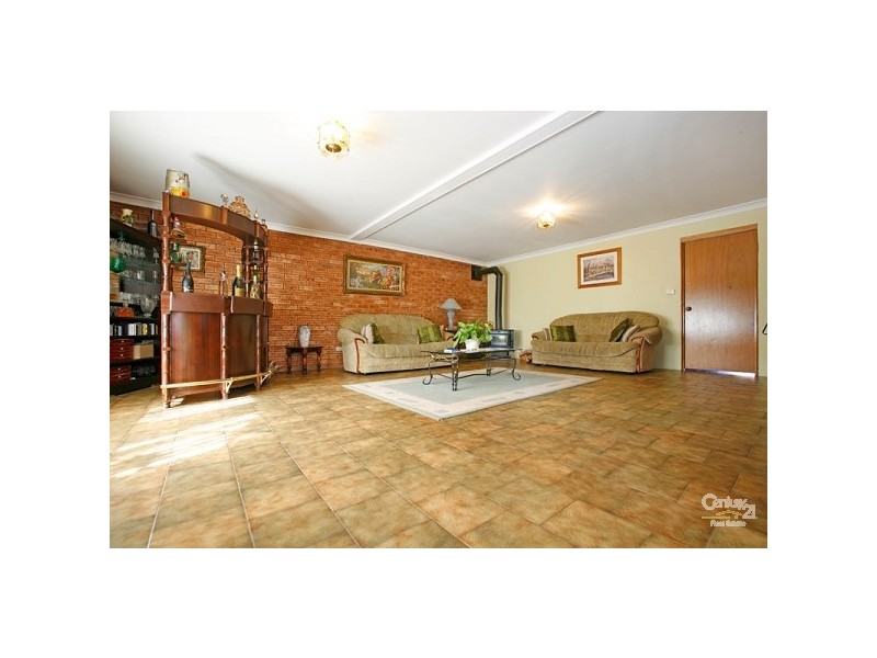 2A Norval Place, Illawong NSW 2234