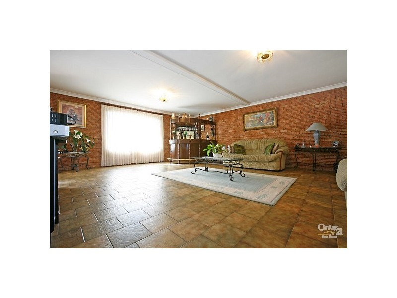 2A Norval Place, Illawong NSW 2234