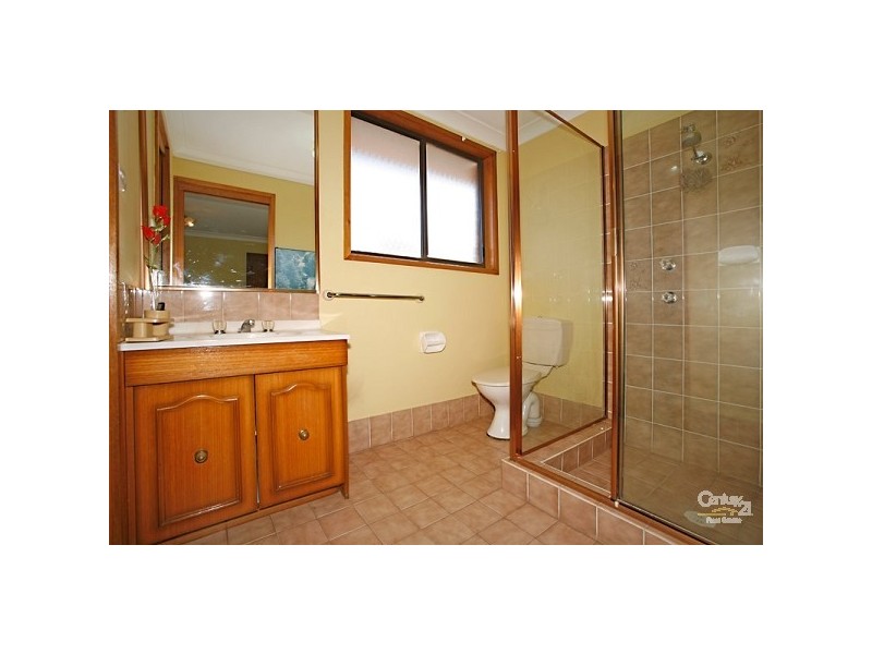 2A Norval Place, Illawong NSW 2234