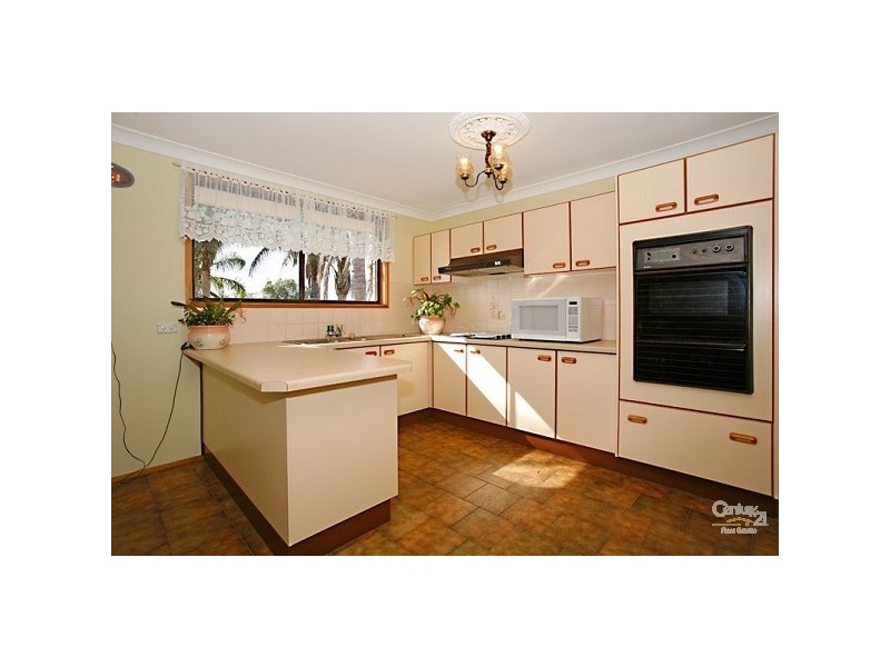 2A Norval Place, Illawong NSW 2234