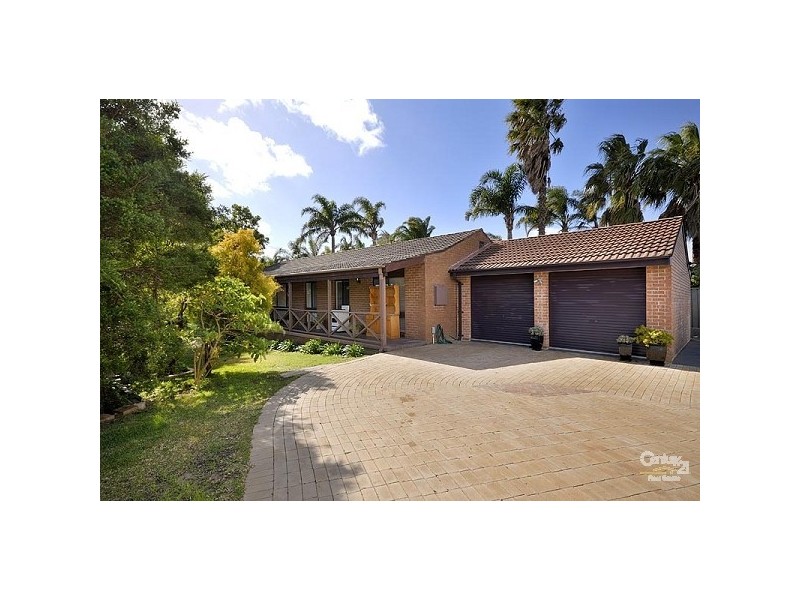 4 Panama Cl, Illawong NSW 2234